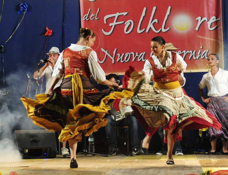 festa del folklore - 16 agosto 2009 - mc031