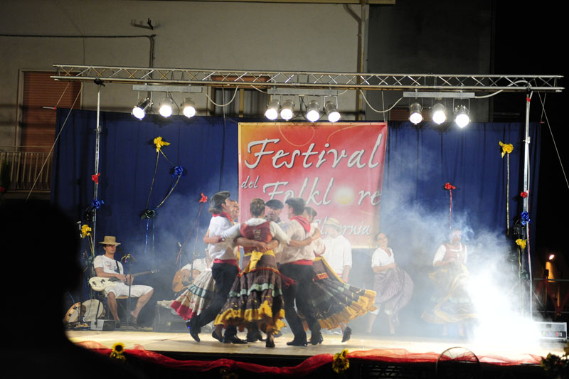 festa del folklore - 16 agosto 2009 - mc038