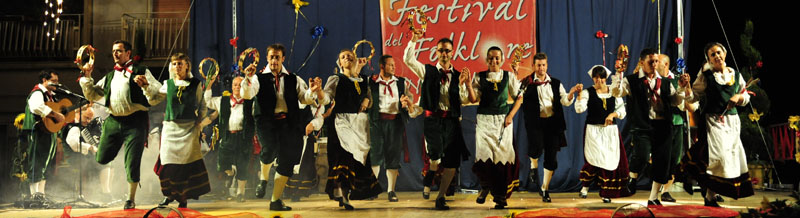 festa del folklore - 16 agosto 2009 - mc073