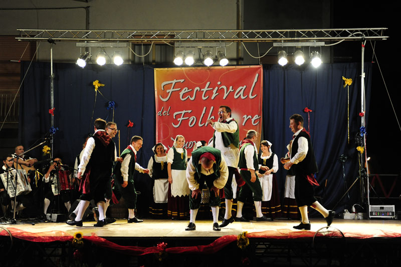 festa del folklore - 16 agosto 2009 - mc112