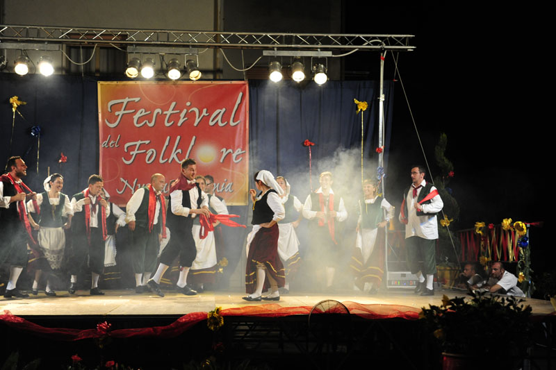 festa del folklore - 16 agosto 2009 - mc134