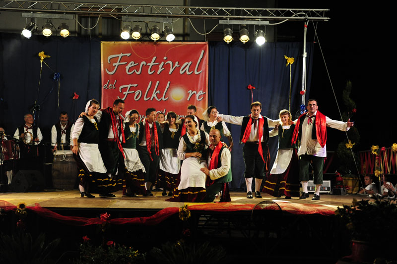 festa del folklore - 16 agosto 2009 - mc145