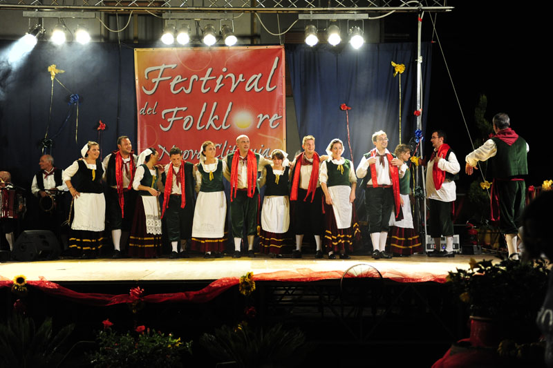 festa del folklore - 16 agosto 2009 - mc151