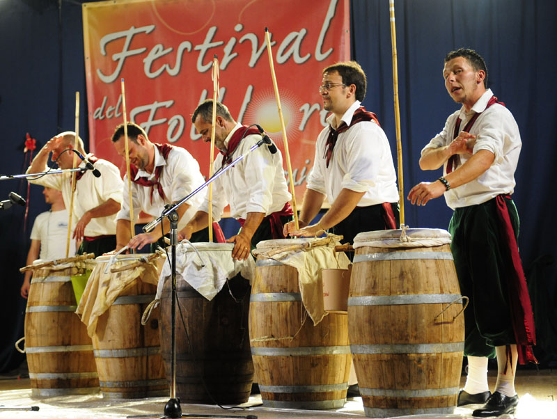 festa del folklore - 16 agosto 2009 - mc152